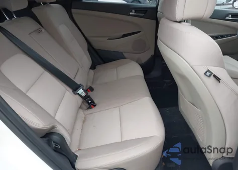 2018 Hyundai Tucson Sel z USA, uszkodzony, nr VIN KM8J3CA42JU705290